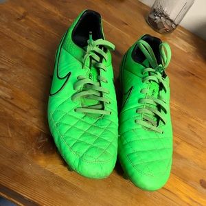 Nike Tiempo Legend V